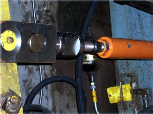 图1 -开槽连杆设计的应用实例