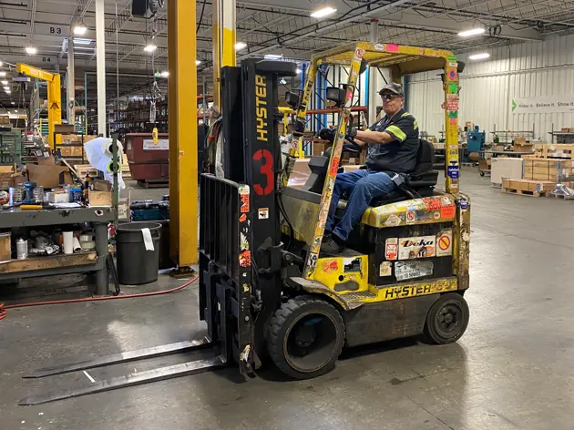 纳舒厄Valmeteer荣幸了50年的服务