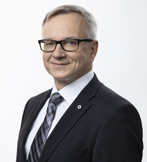 JariVahapesola300.png