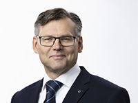 vesa simola.