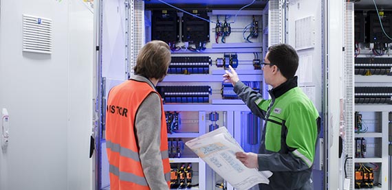 / globalassets /自动化/ dcs-controllers-io-safety.jpg