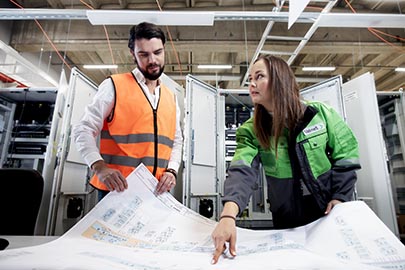 DCS控制器和I/O卡在测试中