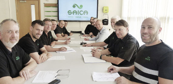 萨卡造纸厂人员