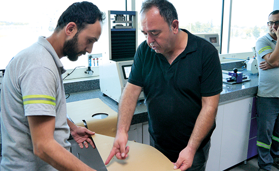 Varaka Kagit可以在一个纸样本上进行13个单独的测试