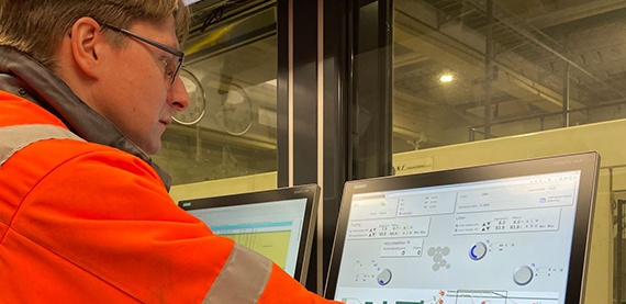 Adara_pic 1 _570x277.jpg