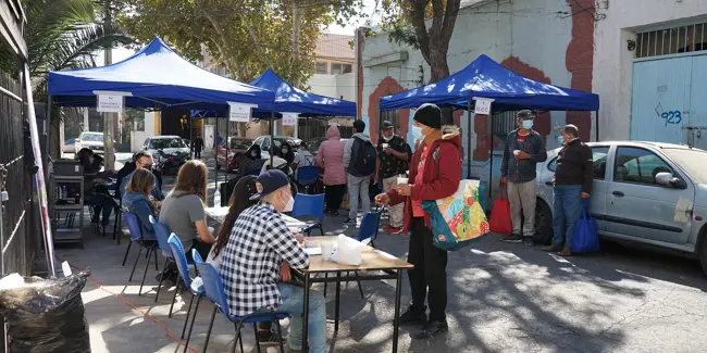 瓦尔麦特公司促进社会包容在南美残疾和无家可归的人