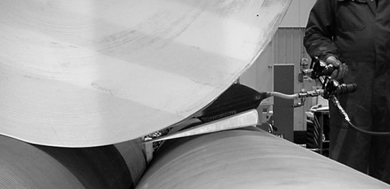 Cojíndeivaciónnenoperaciónporencima de los cilindros de la bobinadora