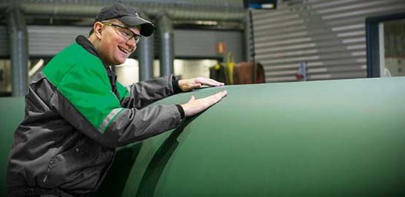 纸板和造纸用卷盖