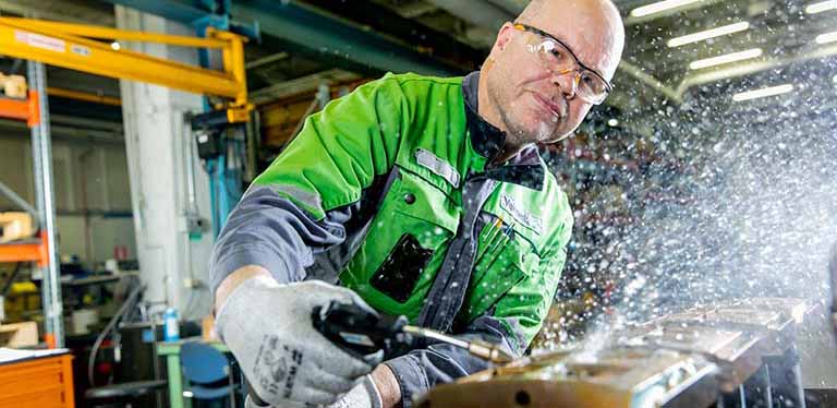 纸板和纸机辊翻新服务